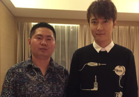 广州长运娱乐与明星合影